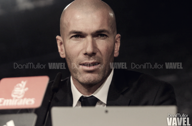 Zidane: "El liderato no cambia nada, esto es largo y difícil"