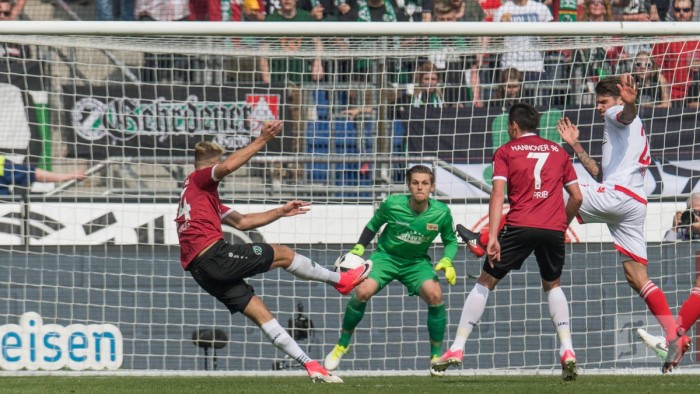 Hannover 96 vs Eintracht Braunschweig Preview: Niedersachsen rivals meet with top spot on the line