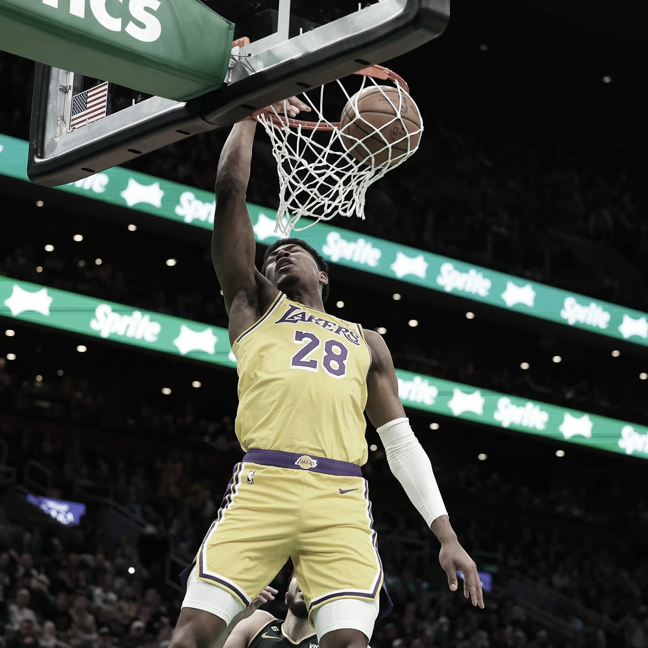 Melhores momentos New York Knicks x Los Angeles Lakers pela NBA (123-129)