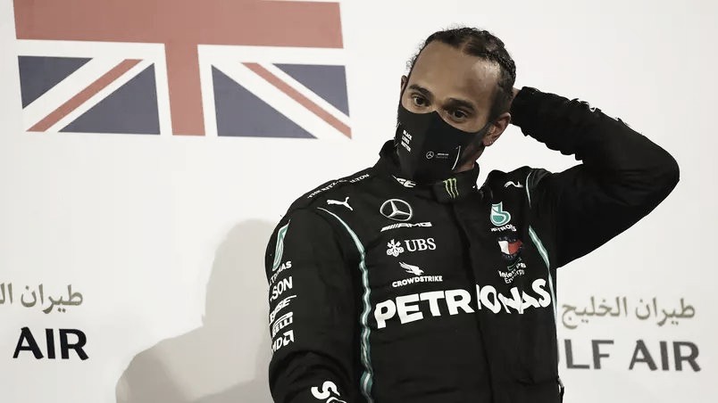 Hamilton alfineta líderes mundiais que diminuíram coronavírus Hamilton alfineta líderes mundiais que diminuíram coronavírus
