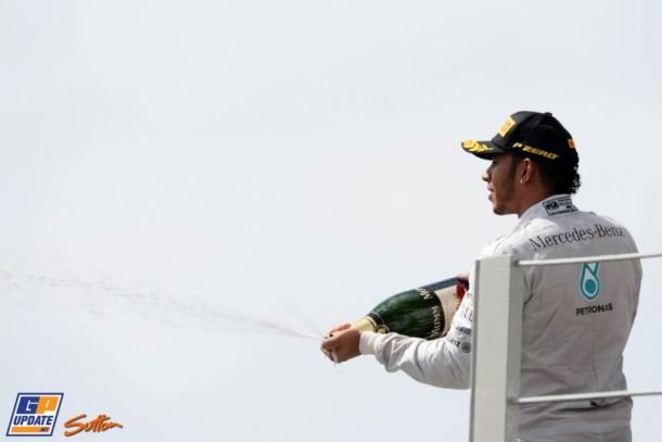 Lewis Hamilton: "Todo está en juego en la última carrera"