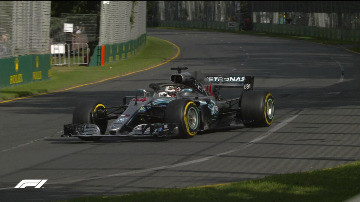 F1, Gp d'Australia, Hamilton deluso: "Gara decisa dalle strategie e dalla VSC"
