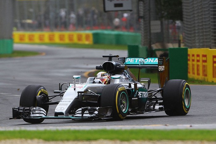 F1, Hamilton torna re della pole