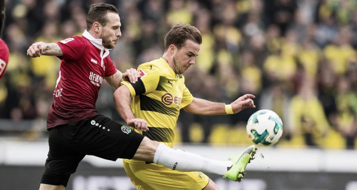 Borussia Dortmund é derrotado pelo Hannover e perde liderança da Bundesliga