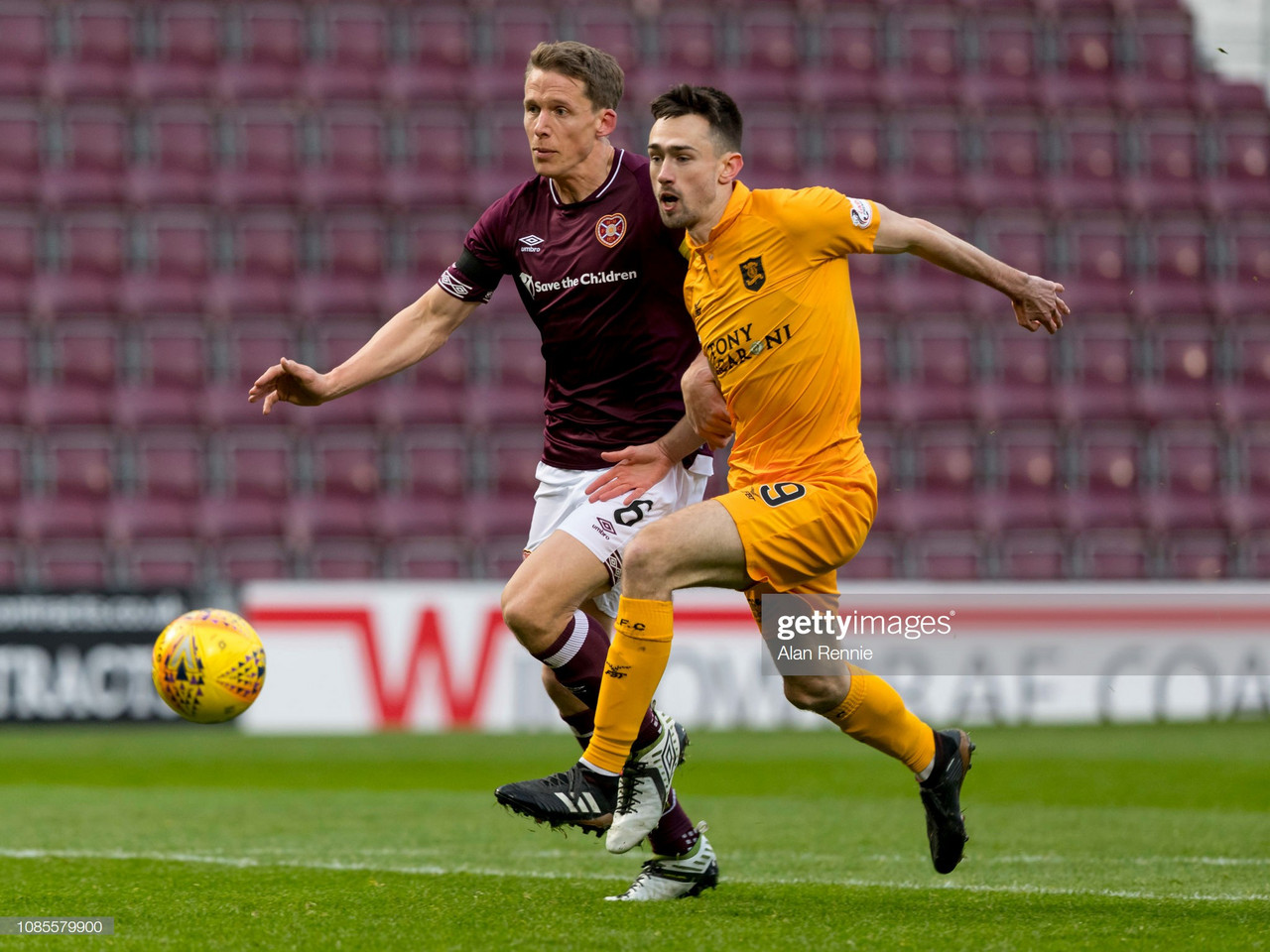 Ryan Hardie heads to Blackpool