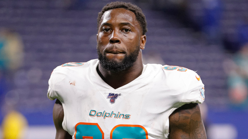 Former first-round pick Charles Harris on way to Atlanta Falcons from Miami Dolphins