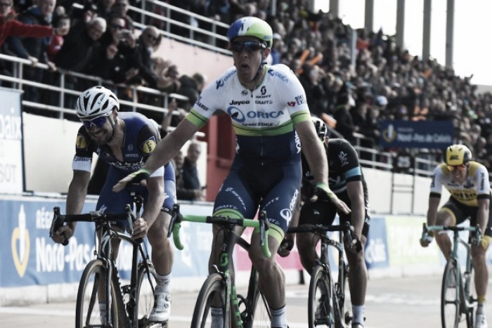 Paris-Roubaix: Hayman wins in chaotic race