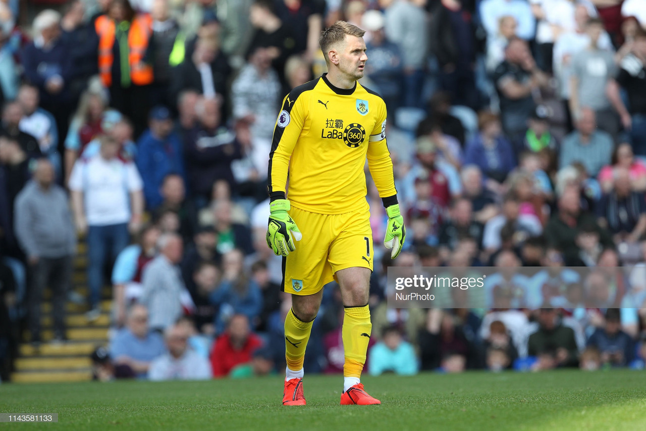 Tom Heaton set for Burnley departure with Aston Villa leading the chase