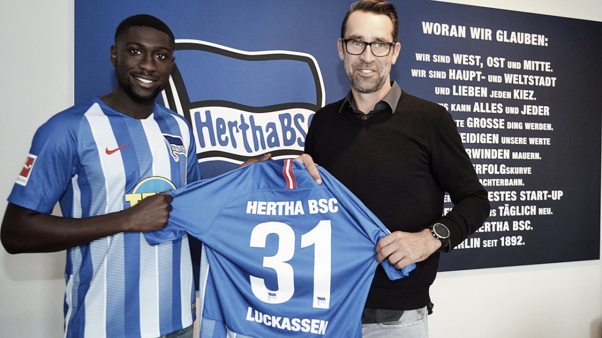 Hertha Berlim confirma contratação do zagueiro Luckassen, ex-PSV Hertha Berlim confirma contratação do zagueiro Luckassen, ex-PSV
