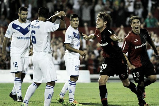 Com show no segundo tempo, Newell's goleia Vélez