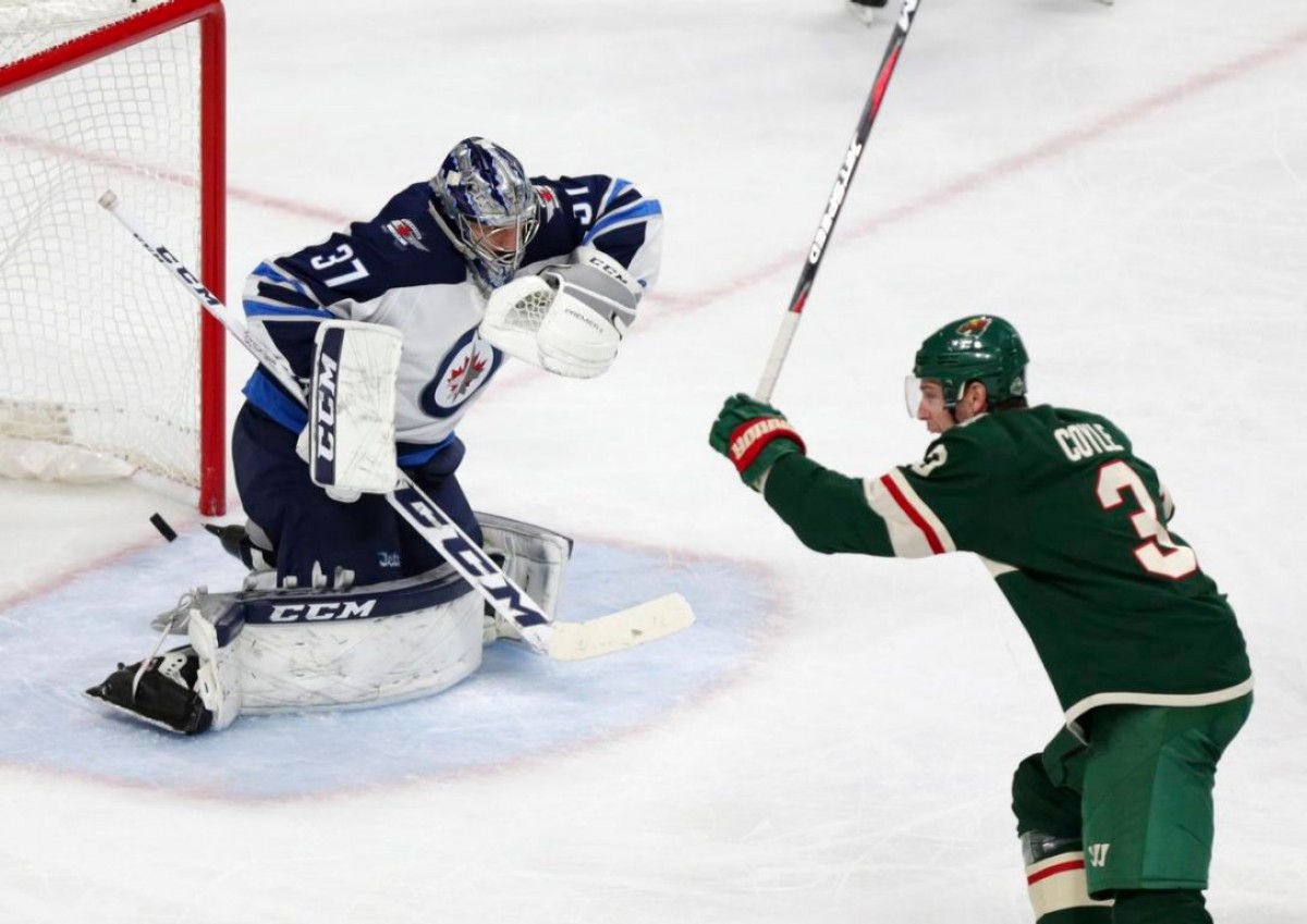 Winnipeg pushes Minnesota to brink of elimination