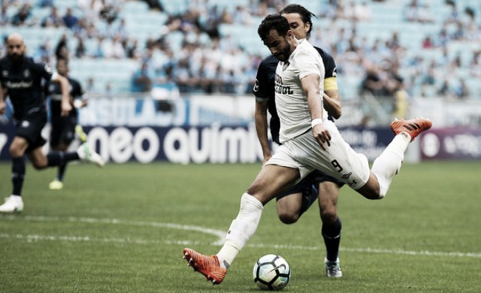 Henrique Dourado lamenta derrota para o Grêmio: "Temos que dar a volta por cima"