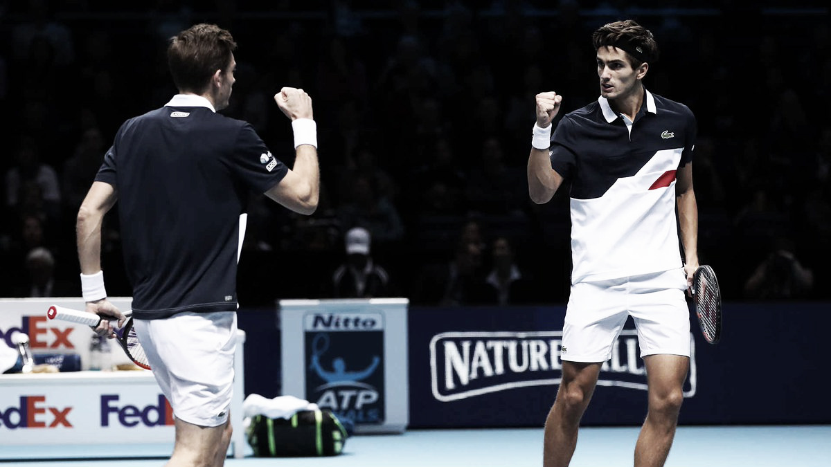 Kubot/Melo são dominados por Herbert/Mahut e ficam longe da vaga às semis do Finals Kubot/Melo são dominados por Herbert/Mahut e ficam longe da vaga às semis do Finals