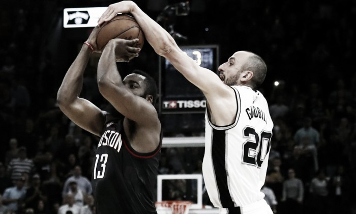 NBA playoffs, Manu Ginobili ancora decisivo per le sorti degli Spurs