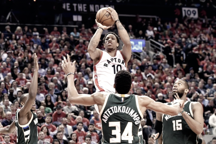 NBA Playoffs – Primo graffio dei Raptors ai Bucks. DeRozan guida Toronto al successo in Gara 2