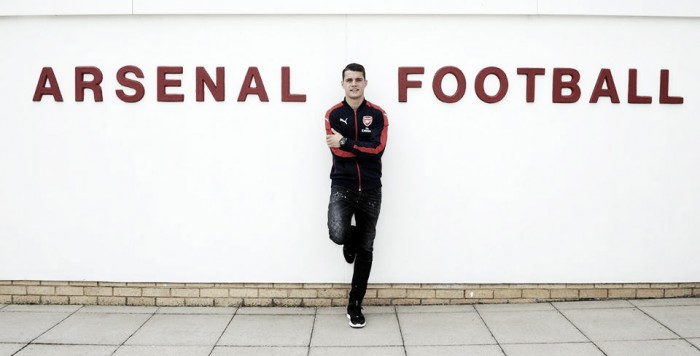 Oficial: Granit Xhaka nuevo jugador del Arsenal