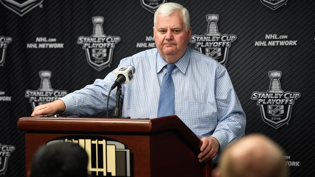 Edmonton Oilers replace Todd McLellan with Ken Hitchcock as head coach 