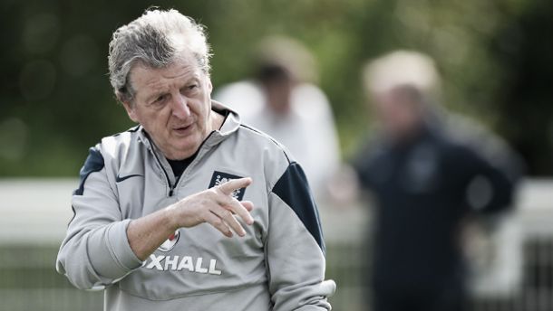 Roy Hodgson: ''Queremos ganar algo después de 50 años y nuestro camino empieza mañana''