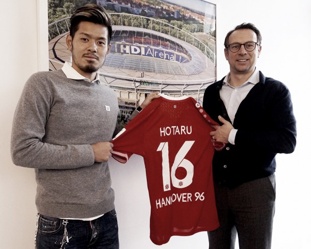 Hannover 96 sign Japanese international Yamaguchi