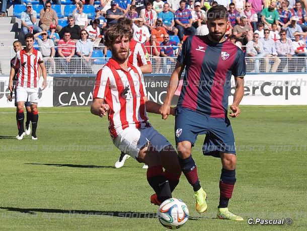 Bilbao Athletic - SD Huesca: reencuentro en busca de los tres puntos