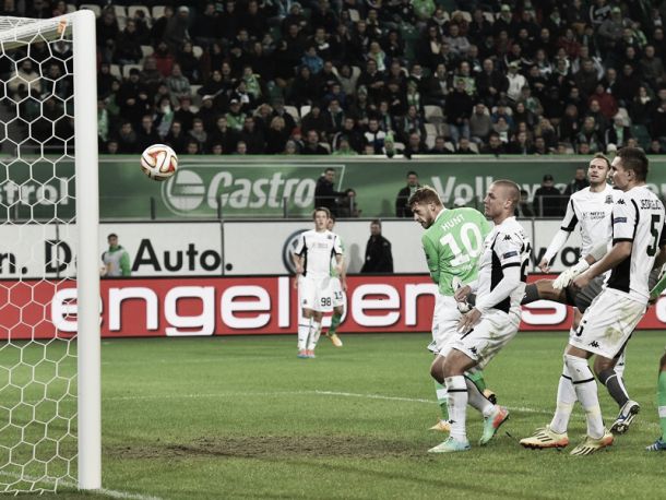 VfL Wolfsburg 5-1 FK Krasnodar: Hunt and Bendtner braces secure super win