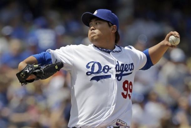 Los Angeles Dodgers Hyun-Jin Ryu Shut Down with Shoulder Inflammation