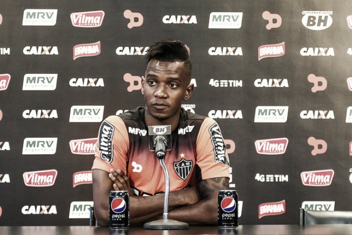 Hyuri reconhece baixo rendimento no Atlético-MG e garante: "Me cobro todos os dias" Hyuri reconhece baixo rendimento no Atlético-MG e garante: "Me cobro todos os dias"