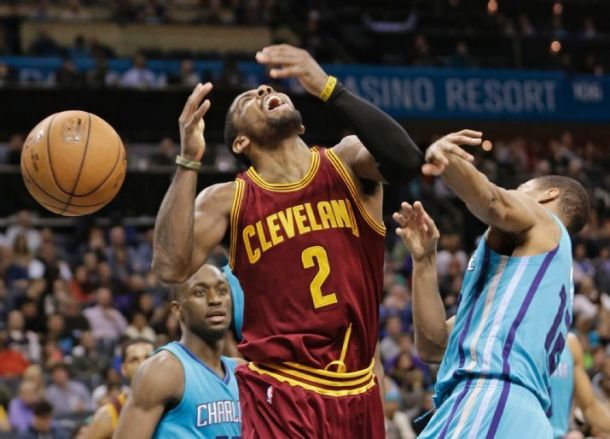 Cleveland Cavaliers Squeeze Past Charlotte Hornets