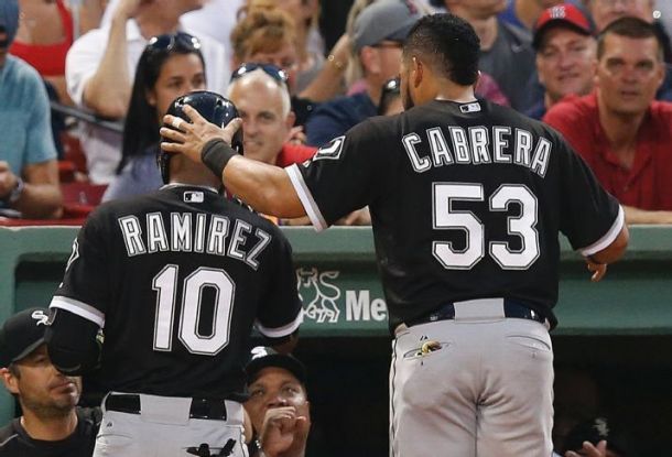 White Sox Ride Early Surge To 9-2 Win Over Red Sox