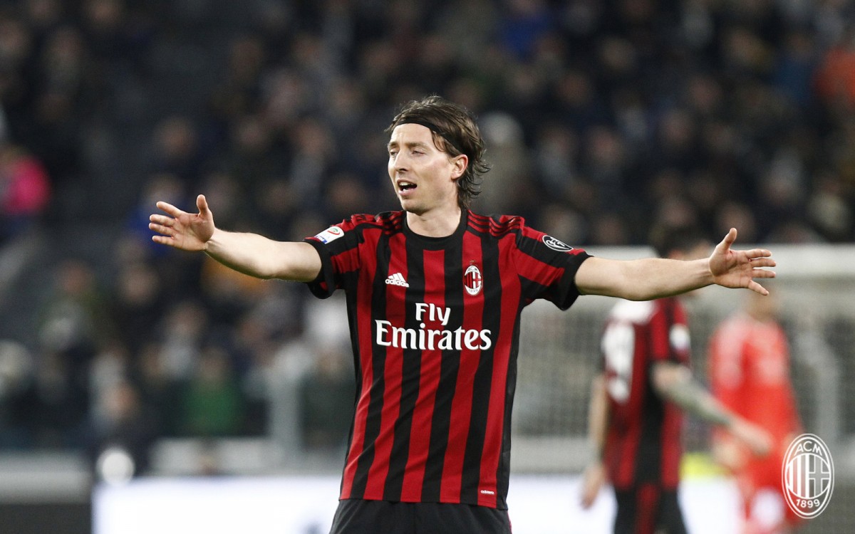 Milan, contro l'Inter due cambi obbligati: Montolivo e Cutrone per Biglia e Silva