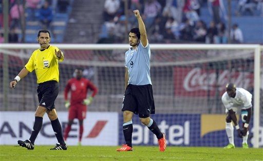 Un gol de Luis Suárez tumba a Francia en Montevideo