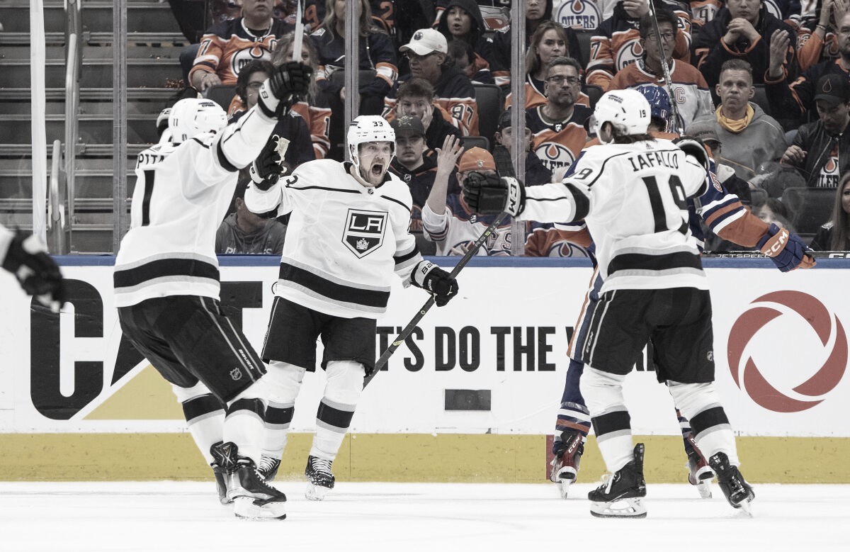 Los Angeles Kings sorprendieron 43 en OT a los Oilers en el Game 1