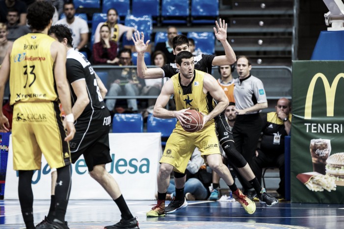 El Iberostar derrota al Bilbao Basket y mantiene opciones de Playoff