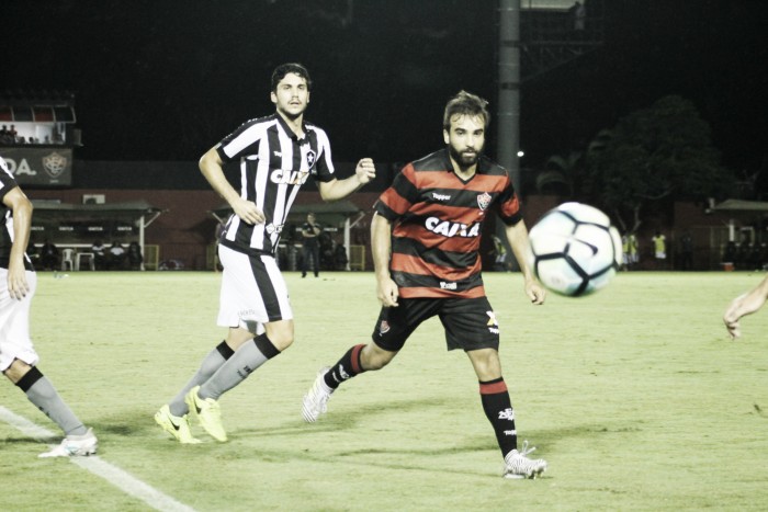 Botafogo abre dois gols de vantagem mas cede empate ao Vitória na segunda etapa