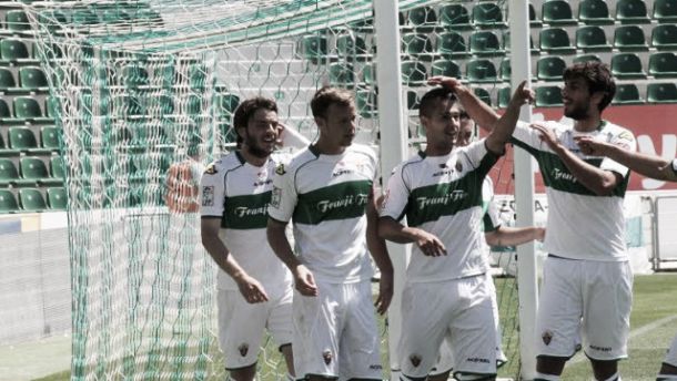 Sergio León celebrando un gol. | Foto: J. Alberto Palma.