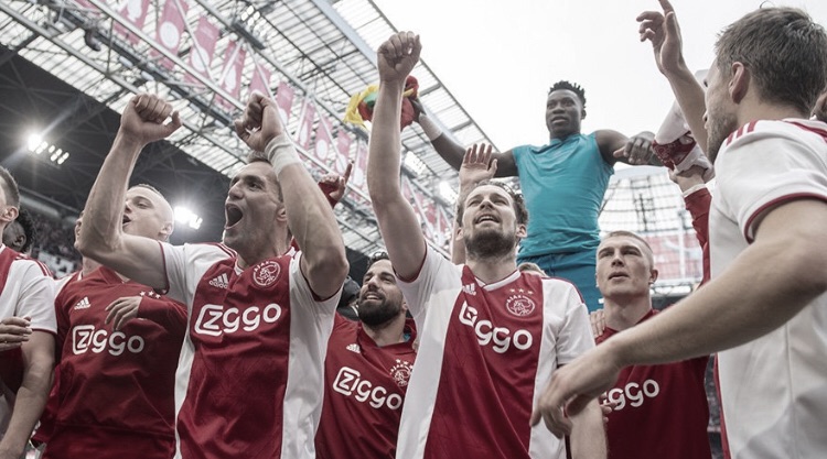 Is kampioen! Ajax vence Utrecht de virada e é campeão holandês após tropeço do PSV