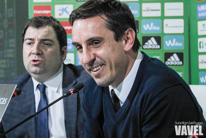 Neville: "El fútbol son momentos, esos momentos son los que deciden el partido"