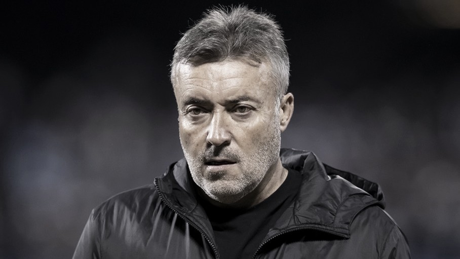 Pouco experiente como treinador, Domènec Torrent é uma aposta no Flamengo Pouco experiente como treinador, Domènec Torrent é uma aposta no Flamengo