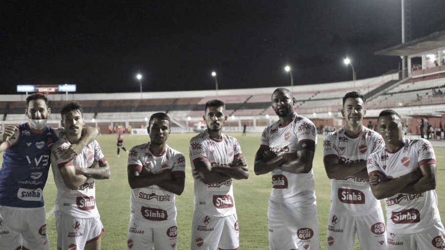 Vila Nova e Atlético-GO vencem seus jogos e vão à próxima fase na Copa do Brasil