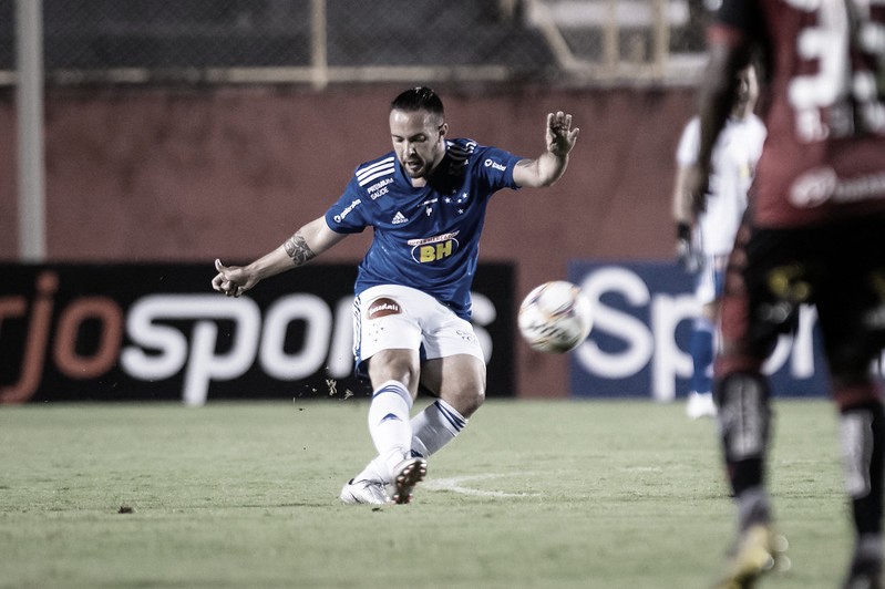 Fábio e Giovanni destacam importância do triunfo do Cruzeiro contra Vitória Fábio e Giovanni destacam importância do triunfo do Cruzeiro contra Vitória