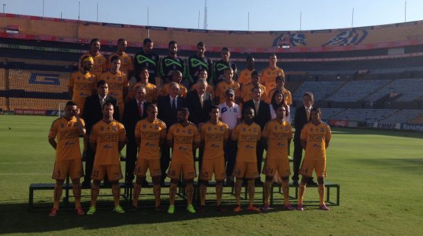 Sin Pulido, Tigres se toma la foto del Apertura 2014