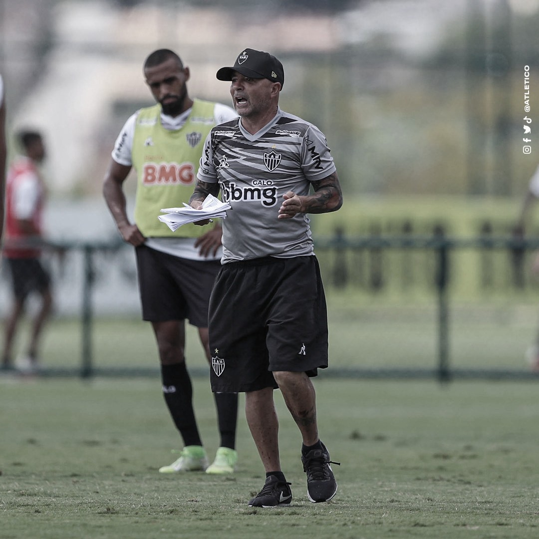 Atlético-MG recebe reservas do Santos para retomar rumo das vitórias