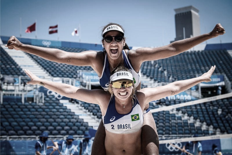 Ana Patrícia e Rebecca despacham chinesas e avançam às quartas do vôlei de praia em Tóquio