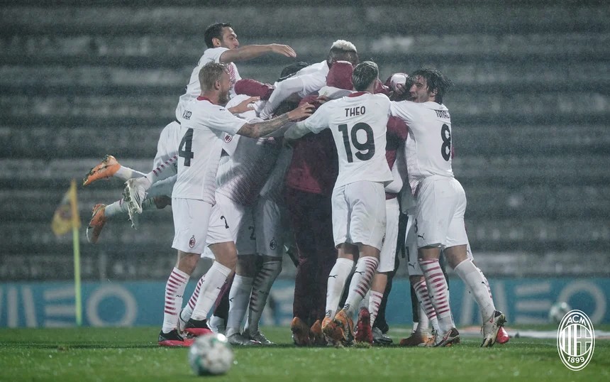 Em jogo dramático, Milan bate Rio Ave nos pênaltis e avança na Europa League Em jogo dramático, Milan bate Rio Ave nos pênaltis e avança na Europa League
