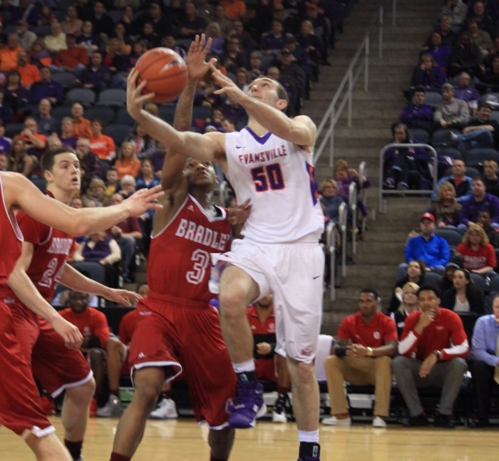 No Surprise: Evansville Purple Aces Trounce Bradley Braves 67-35