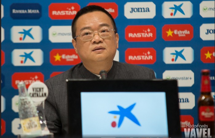 Chen Yansheng está en Barcelona para solucionar temas económicos y deportivos
