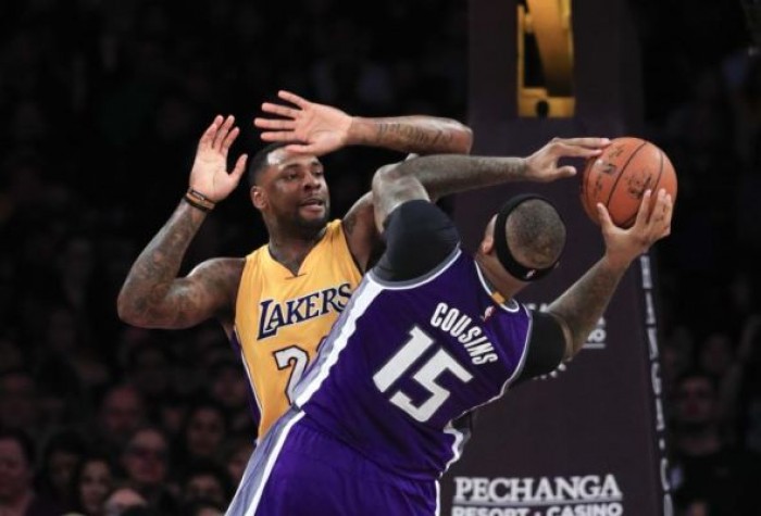 NBA - Cousins ne realizza 40 ed i Kings passano di misura sui Lakers