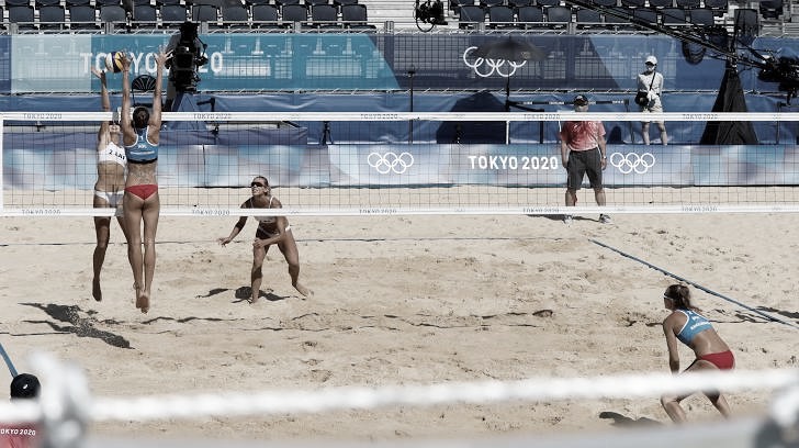 Melhores momentos Graudina/Kravcenoka (LET) x Bansley/Brandie (CAN) no vôlei de praia feminino nas Olimpíadas (2-1)