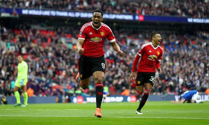 FA Cup, il Manchester United batte l'Everton per 1-2 e vola in finale