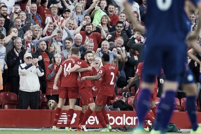 Un Liverpool solvente golea a un paupérrimo Leicester
